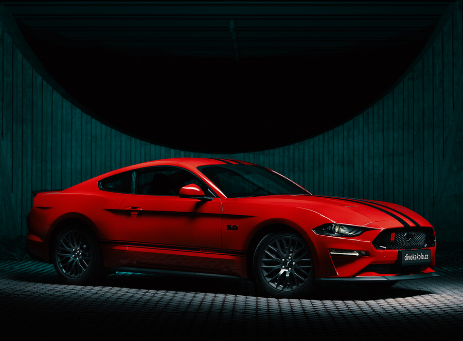 Pronájem Fordu Mustang Coyote V8 v Hradci Králové